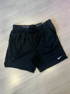 Bermuda Nike Totality Black