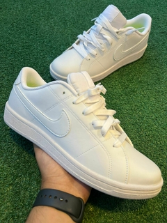 Tenis Nike Court Royale - All White na internet