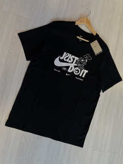 Camisa Nike Swoosh Basketball Black - comprar online