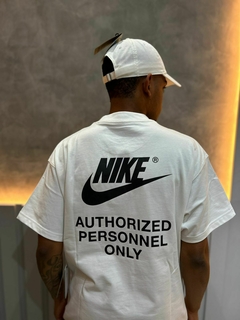 Camisa Nike Restrict White - comprar online