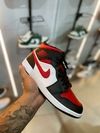 Air Jordan Mid Black/White/red