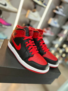 Tênis Air Jordan 1 Mid Fire Red - comprar online