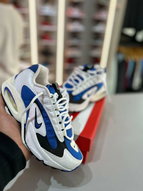 Tenis Nike Air Max Triax - comprar online