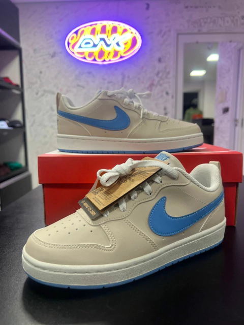 Tênis Nike Court Borough Cream/Blue