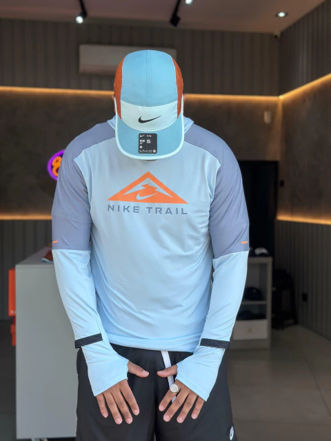 Agasalho NIke Trail Dri-fit Baby Blue - comprar online