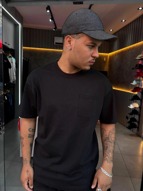 Camisa Nike Pocket Black - comprar online