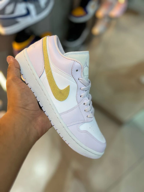 Tênis Air Jordan 1 Low White/Lilac
