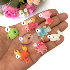 Aplique resina peixinhos - unidade - comprar online