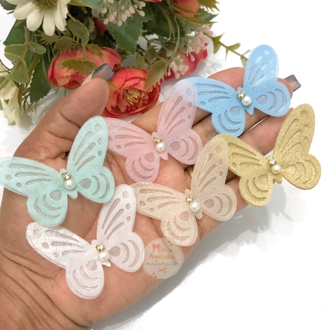 Borboleta de organza com pérola - unidade