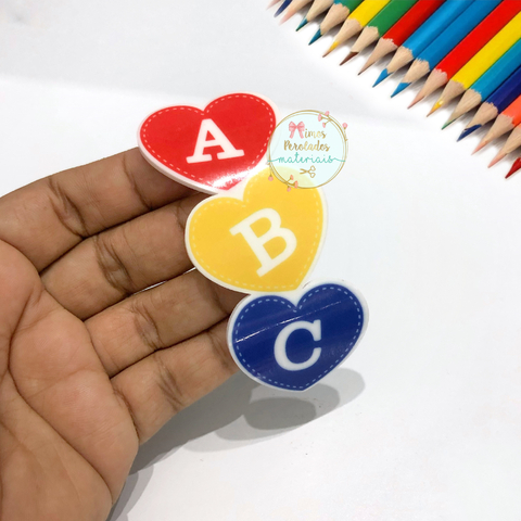 Aplique de acrílico trio de corações ABC G curvado - unidade