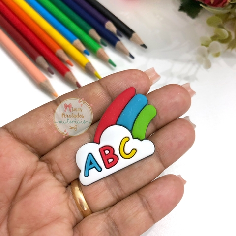 Aplique emborrachado escolar arco-íris ABC - unidade