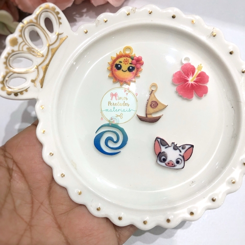 Pingentes de acrílico Moana - Kit com 5 unidades