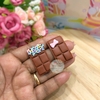Aplique barra de chocolate em biscuit M - unidade