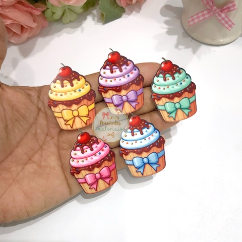 Aplique de acrílico Cupcake com lacinho M - unidade