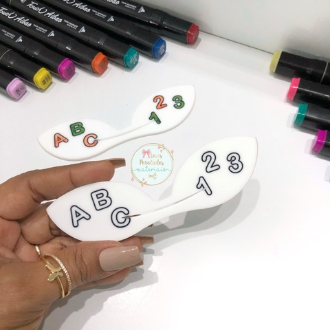 Aplique de acrílico Laço em pé escolar ABC (branco para colorir) - unidade - comprar online