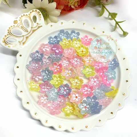 Mini Flor para aramado colorida perolada - 10 gramas