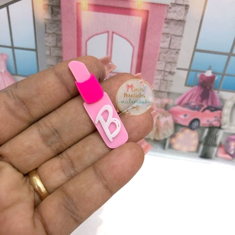 Aplique de acrílico batom da Barbie - unidade
