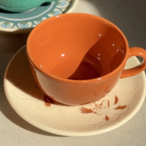 Xícara Orquídea Sereno com Pires - comprar online