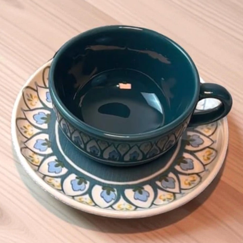 Xícara Vilarejo com Pires - comprar online