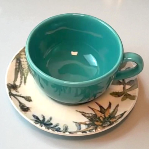 Xícara Bromélia com Pires - comprar online