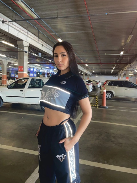 POLO CROPPED DARK REFLETIVA FEMININA FIRE DRAGON - LIMITADO EM 10 UNIDADES