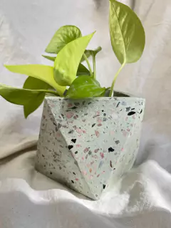 Maceta octogonal terrazo en internet