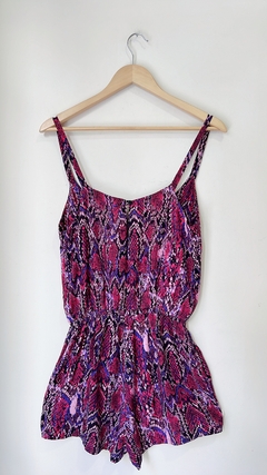 Art.8735 Mono Kosiuko Reptil Fucsia TS - cazabreva