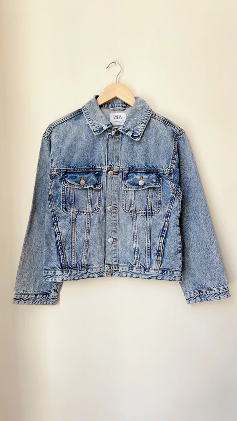 1686 Campera Zara Celeste TS