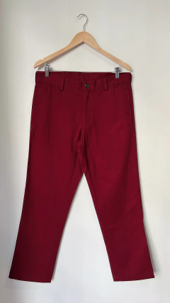 0412 Pantalón Bordó T32