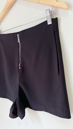 Art.9139 Short Basement Negro TS - comprar online