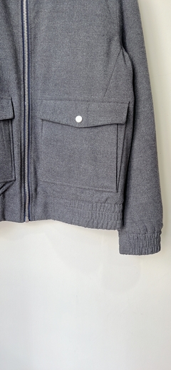 Art.7635 Campera Zara Man Gris TL pequeño - cazabreva