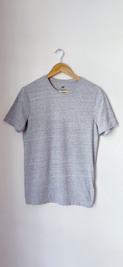 Art.7790 Remera H&M Gris TS