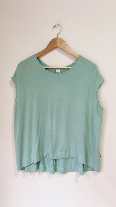 Art.9596 Musculosa Zhoue Aqua TL muy amplio