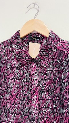 Art.9132 Camisa Ayres Reptil Fucsia TM en internet