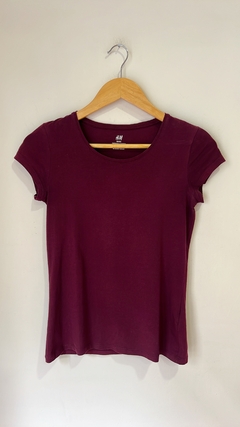 9494 Remera H&M Borgoña TXS