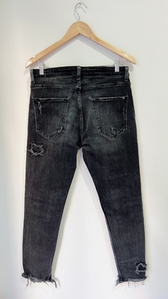 9266 Jean Zara Negro T30/40(H) en internet