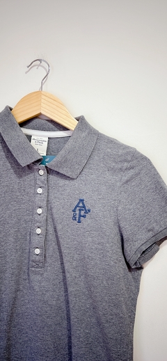 Art.8299 Chomba Abercrobie & Fitch Gris TL pequeño - comprar online