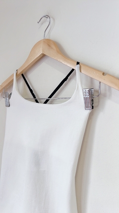 9852 Musculosa Akiabara Blanco T1 - comprar online
