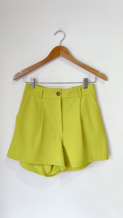 0043 Short Verde Manzana T2