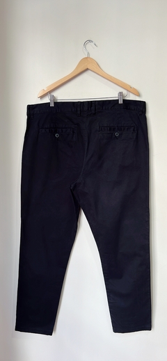 Art.7244 Pantalón H&M Negro T40 (50)H (detalle ruedo) - cazabreva