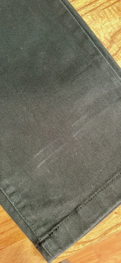 Art.7244 Pantalón H&M Negro T40 (50)H (detalle ruedo) - tienda online