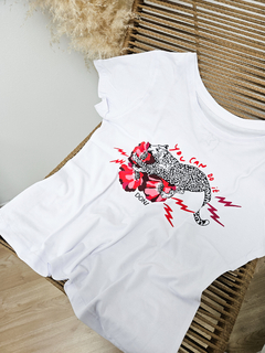 REMERA DARYA en internet