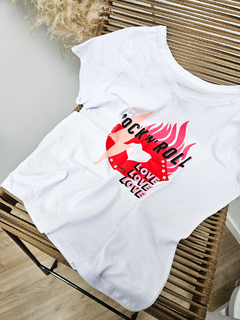 REMERA MAYRA en internet