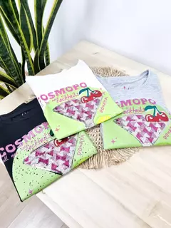 REMERA COSMOPOLITAN