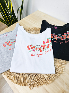 Imagen de REMERA LILY