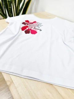 REMERA BLOOMING (RE0115) - Donata