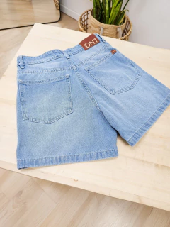 SHORT MOM FIT - SKY BLUE (SH0050) - tienda online