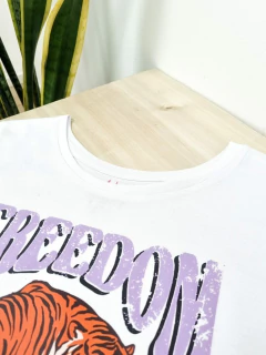 REMERA FREEDOM (RE0173) - tienda online
