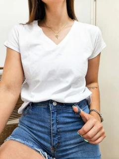 REMERA SEPTIEMBRE (RE0299) - Donata