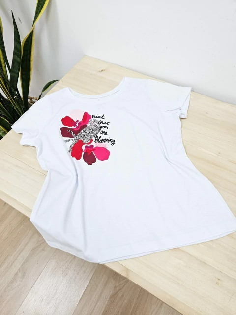 REMERA BLOOMING (RE0115)